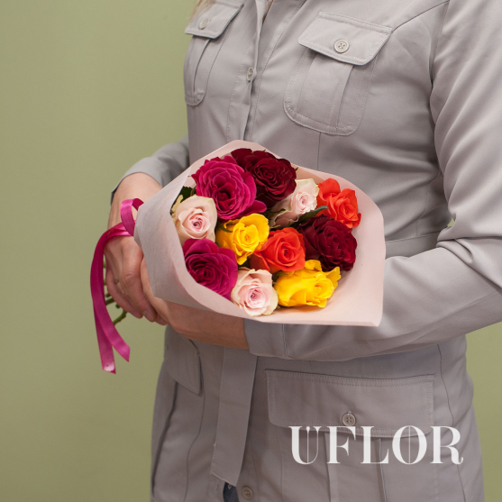 11 роз Кения